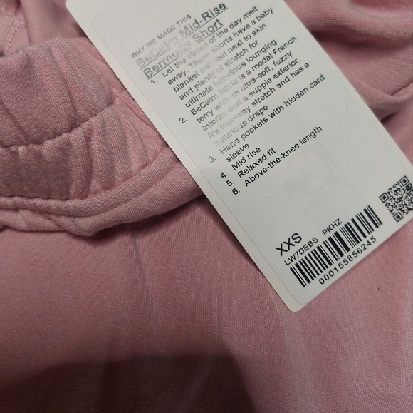 Lululemon Athletica Pink Bermuda Athletic Shorts - Picture 4 of 4
